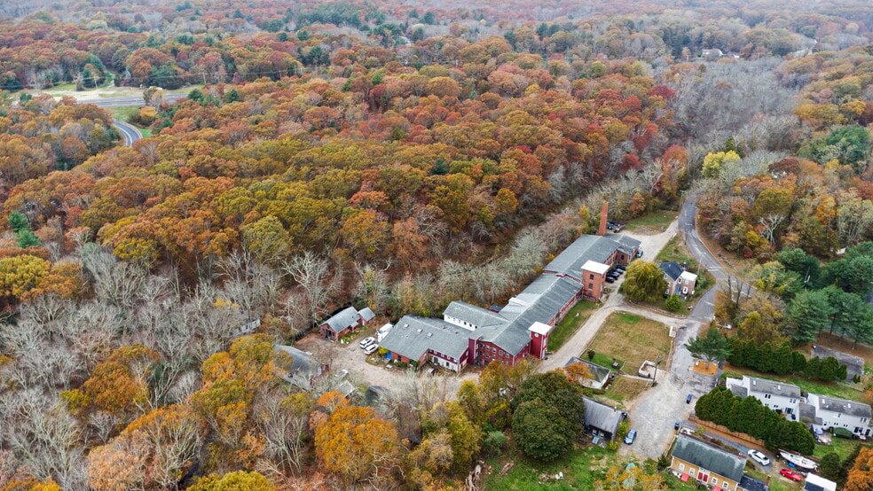 More Photos Of 215 Shady Lea Rd, North Kingstown Warehouse For Sale