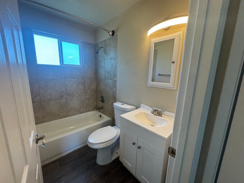 More Photos Of 150 E Orangeburg Ave, Modesto Apartments For Sale