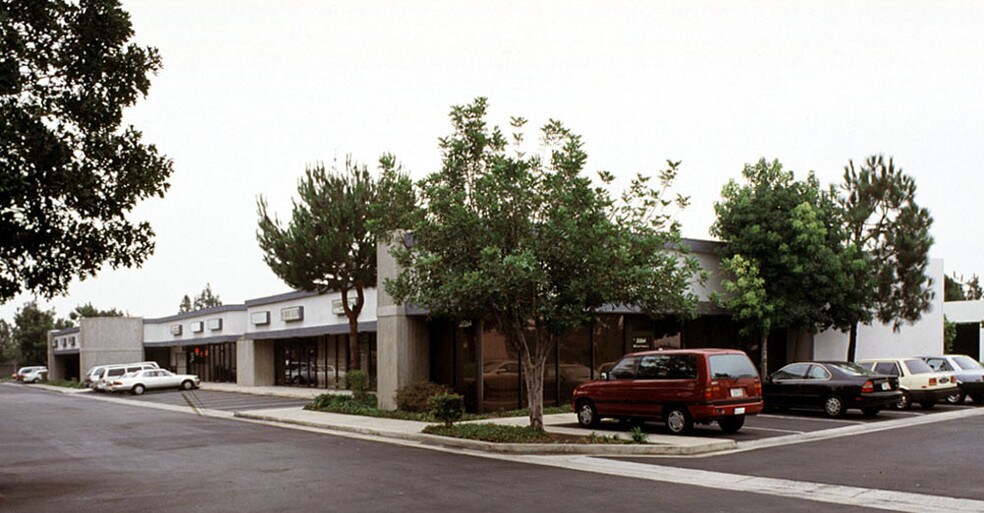 More Photos Of 20254-20290 E Carrey Rd, Walnut Flex For Lease
