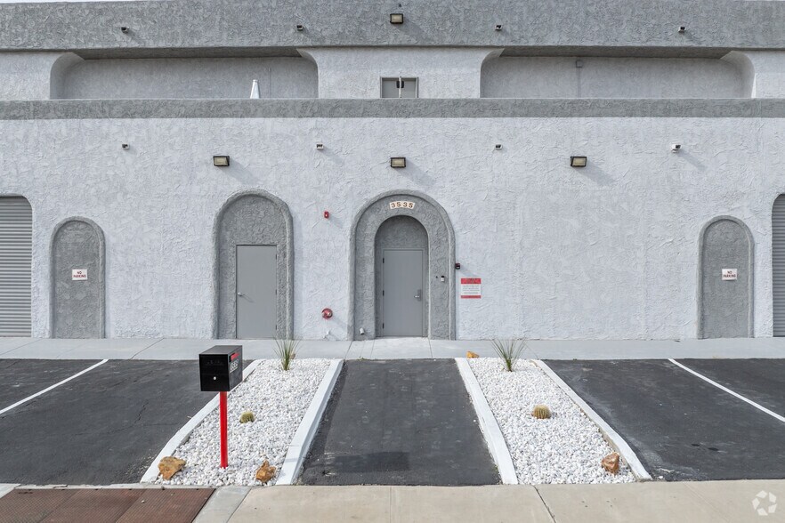 More Photos Of 3535 N Anza Rd, Palm Springs Warehouse For Sale