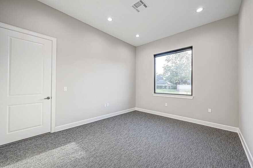 More Photos Of 4220 Cartwright Rd, Missouri City Medical For Lease