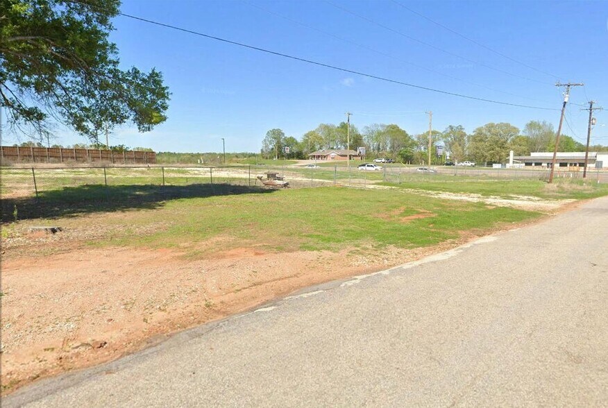 More Photos Of 6003 N Loop 256, Palestine Land For Sale