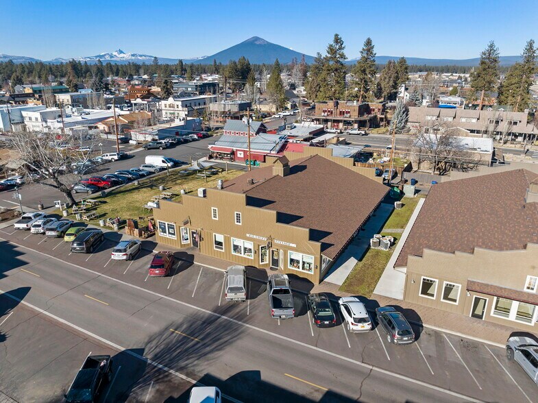 More Photos Of 352 E Hood Ave, Sisters General Retail For Sale