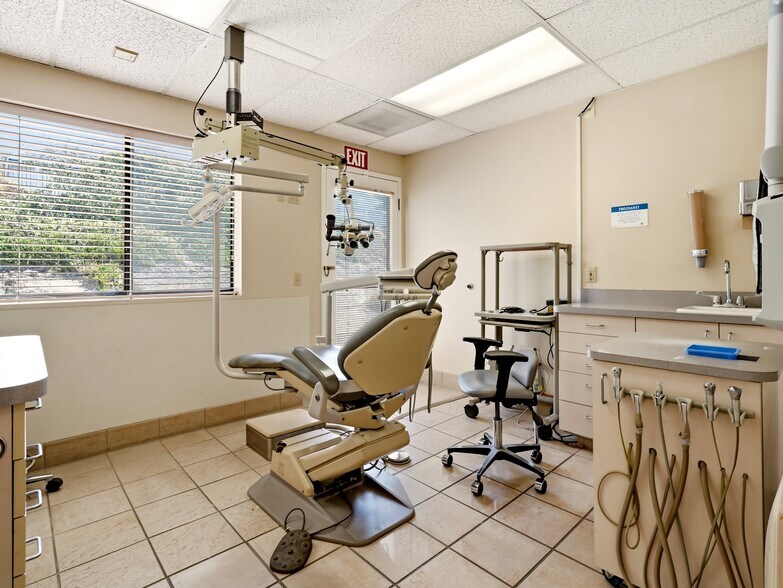 More Photos Of 1551 Bishop St, San Luis Obispo Medical For Lease