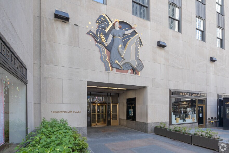 More Photos Of 1 Rockefeller Plaza, New York Office For Lease