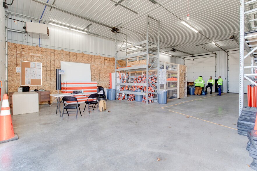 More Photos Of 5773 E Main Street Rd, Batavia Warehouse For Lease