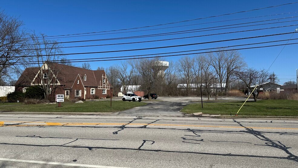 More Photos Of 227 Miller Rd, Avon Lake Freestanding For Sale