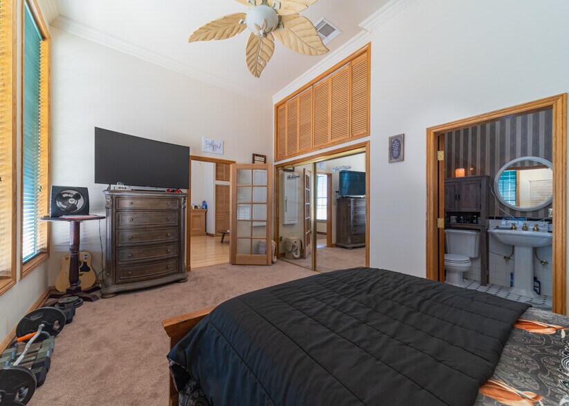 More Photos Of 796 W Evan Hewes, El Centro Restaurant For Sale