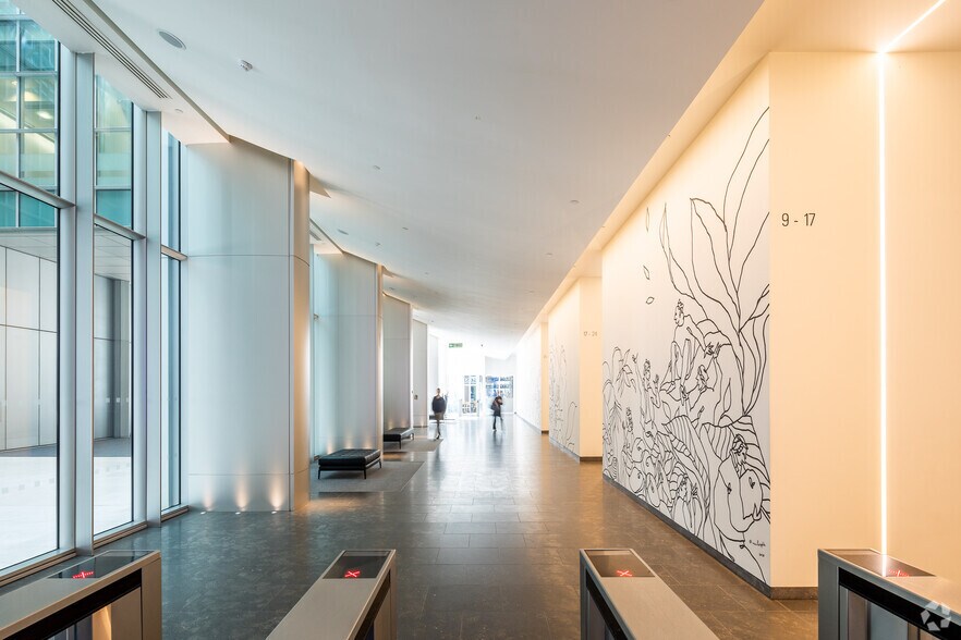 More Photos Of 1 Ropemaker St, London Office For Lease