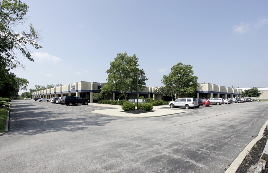 More Photos Of 2170-2200 Dividend Dr, Columbus Light Manufacturing For Lease