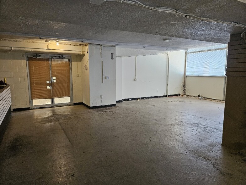 More Photos Of 4600 S Four Mile Run Dr, Arlington Apartments For Sale