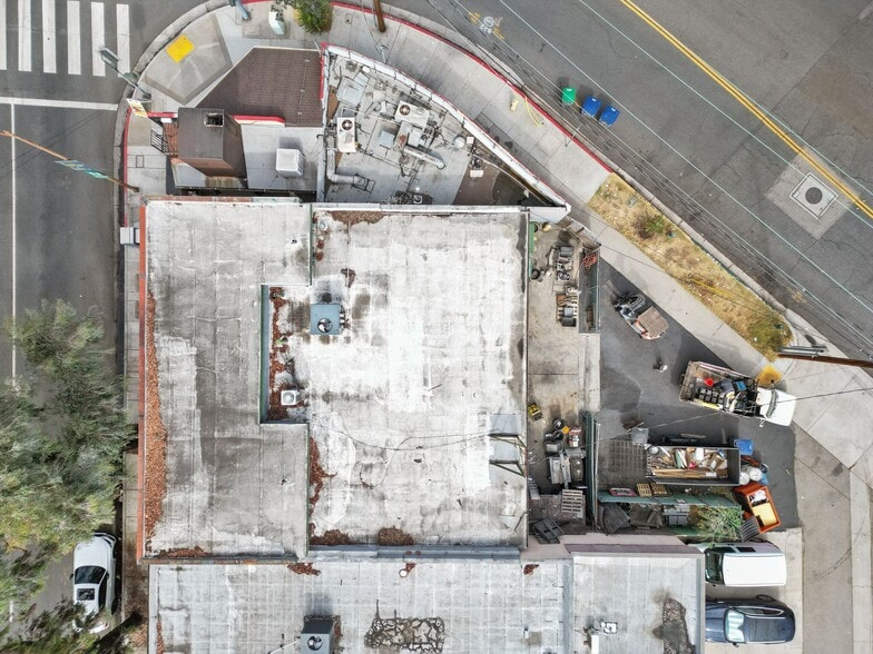 More Photos Of 3736-3738 San Fernando Rd, Glendale Flex For Sale