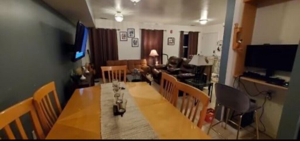 More Photos Of 114 Orchard St, Newark Storefront Retail Residential For Sale