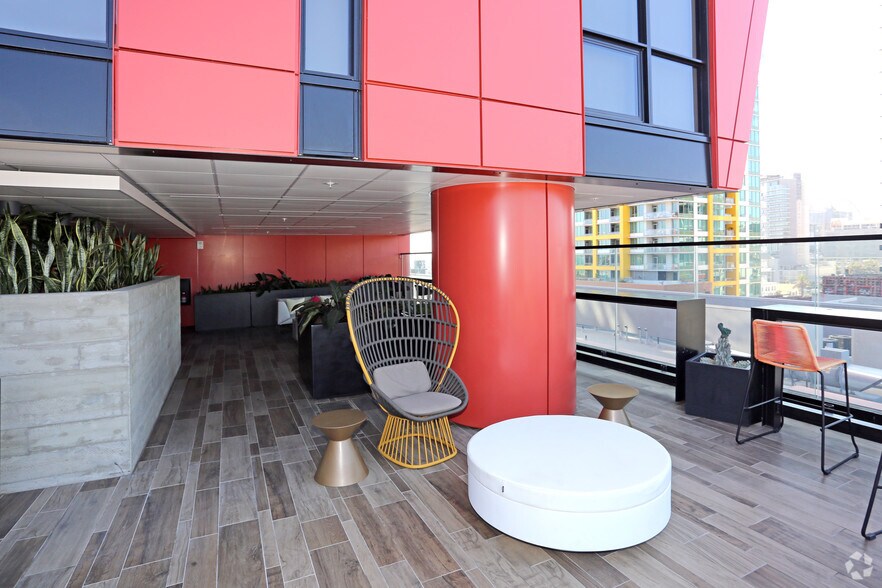 More Photos Of 1501 Island Ave, San Diego Apartments For Lease