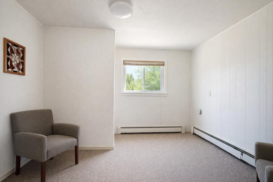 More Photos Of 125 E 5th St, Walsenburg Office For Sale