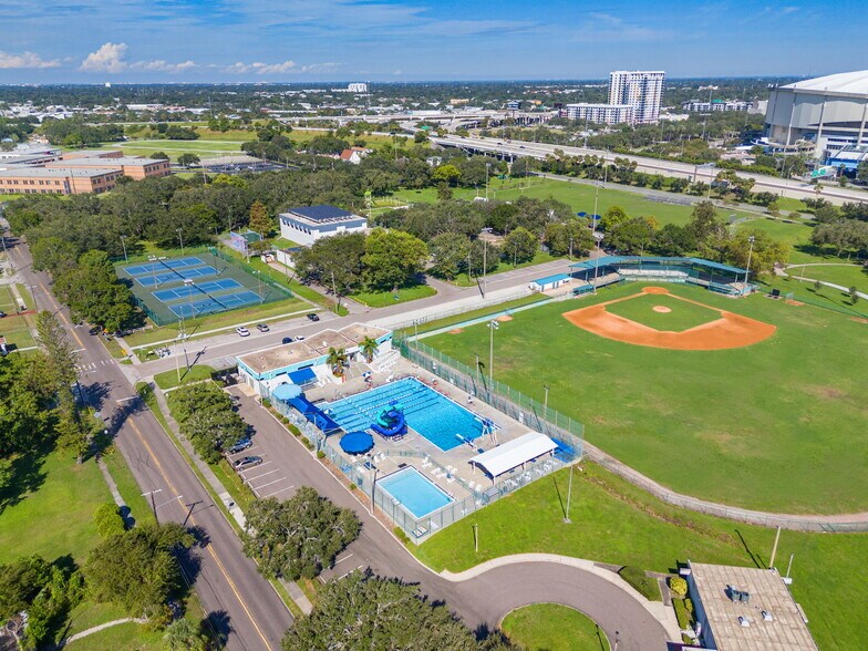 More Photos Of 811 Dr. Martin Luther King Jr St S, Saint Petersburg Fast Food For Sale