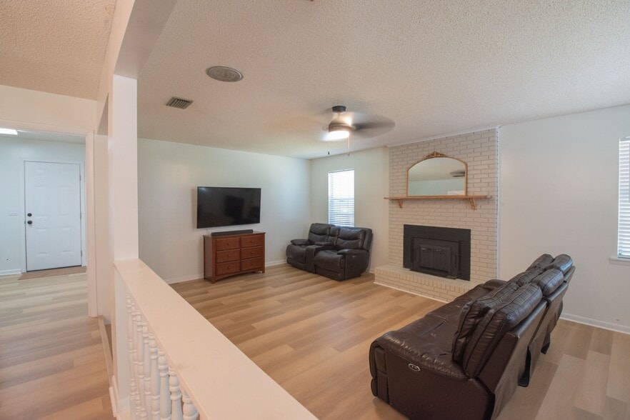 More Photos Of 6120 New Jesup Hwy, Brunswick Apartments For Sale