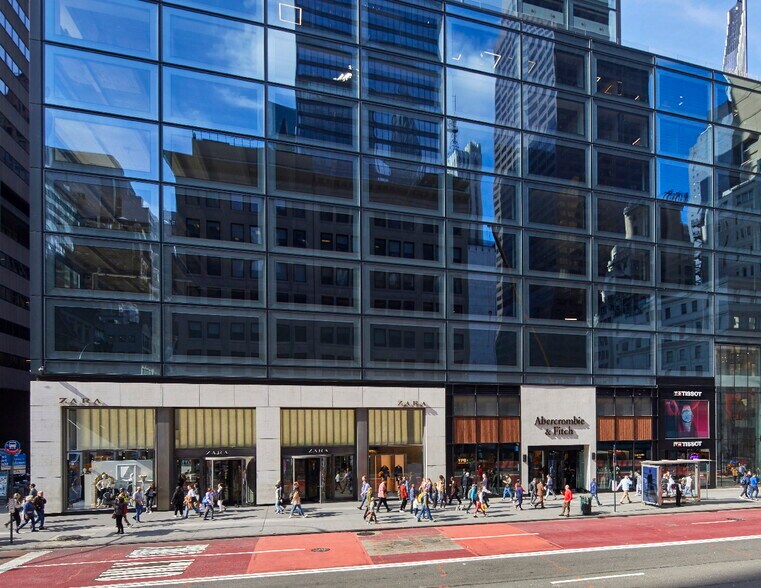 More Photos Of 660 Fifth Ave, New York Office For Lease
