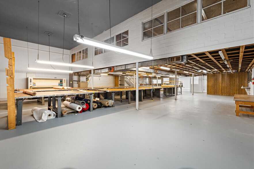 More Photos Of 500 E Main St, Kilgore Office For Sale