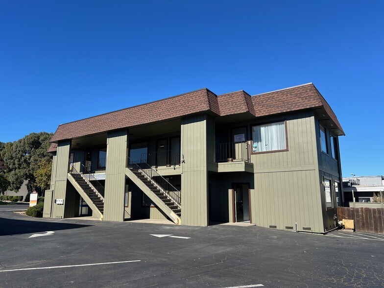 More Photos Of 2100 San Ramon Valley Blvd, San Ramon General Retail For Sale