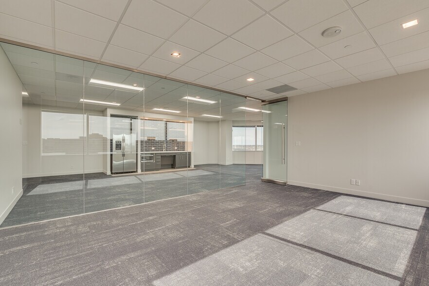 More Photos Of 7557 Rambler Rd, Dallas Office For Lease