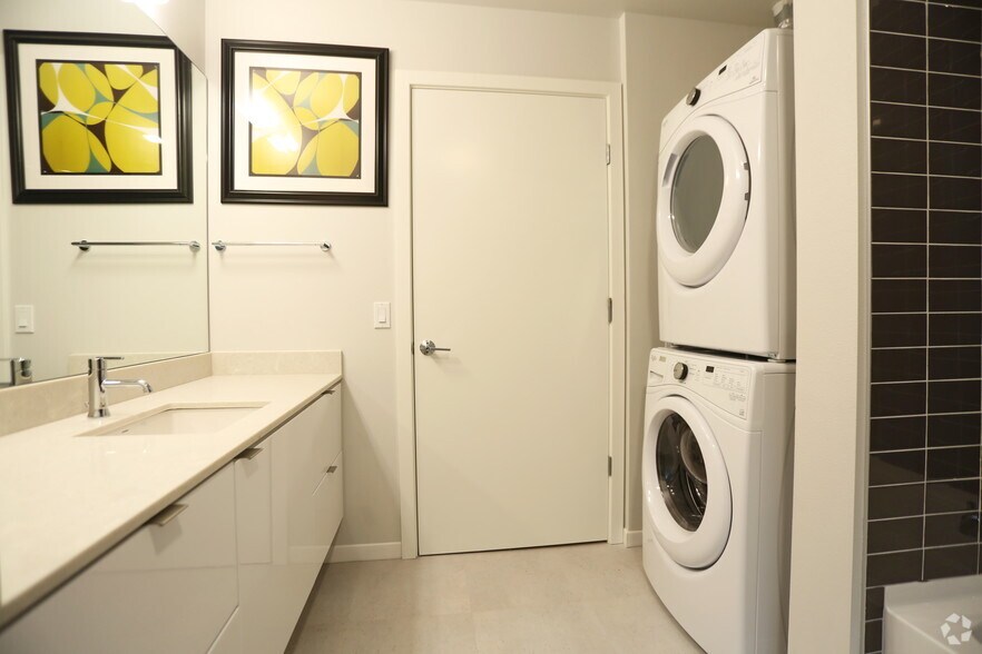 More Photos Of 910 John St, Seattle Apartments For Lease