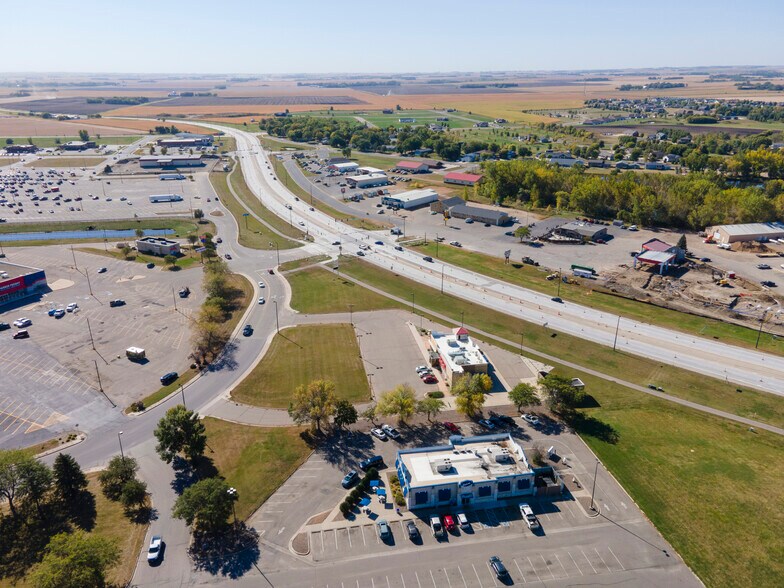 More Photos Of 1201 Susan Dr, Marshall Fast Food For Sale