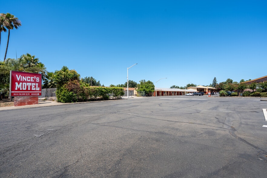 More Photos Of 9515 Folsom Blvd, Sacramento Hotel For Sale