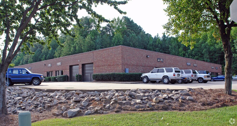 More Photos Of 1411 Diggs Dr, Raleigh Warehouse For Lease