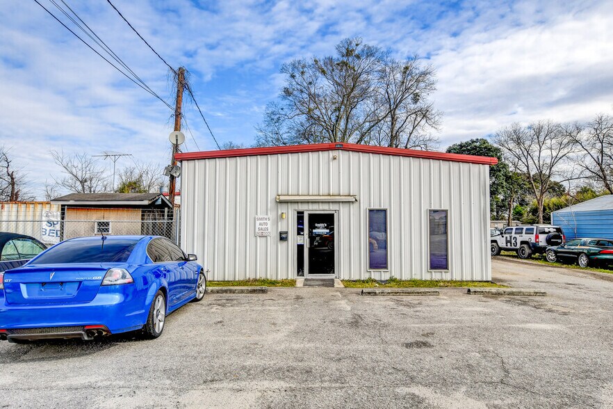 More Photos Of 1407 Charleston Hwy, Orangeburg Storefront Retail Office For Sale