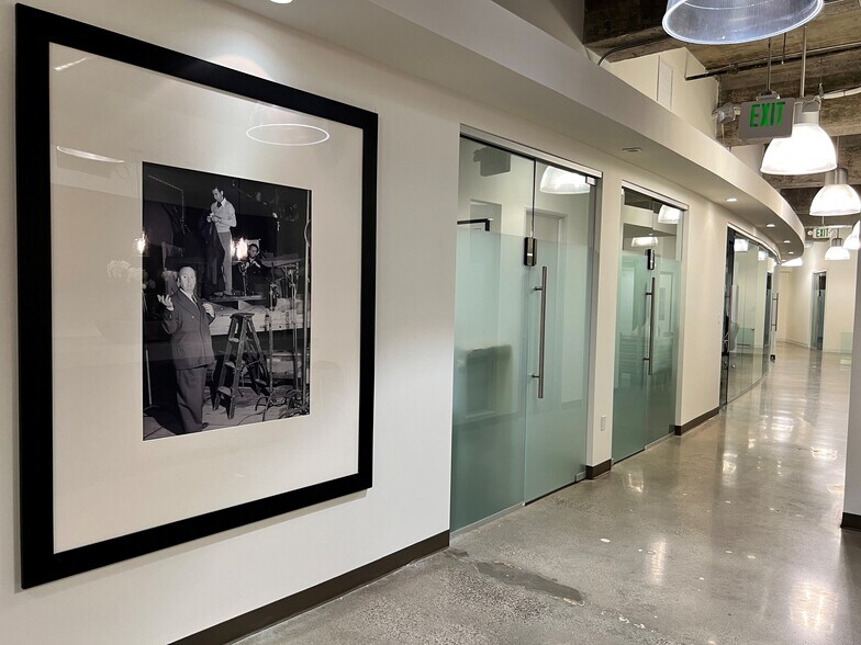 More Photos Of 9777 Wilshire Blvd, Beverly Hills Coworking Space