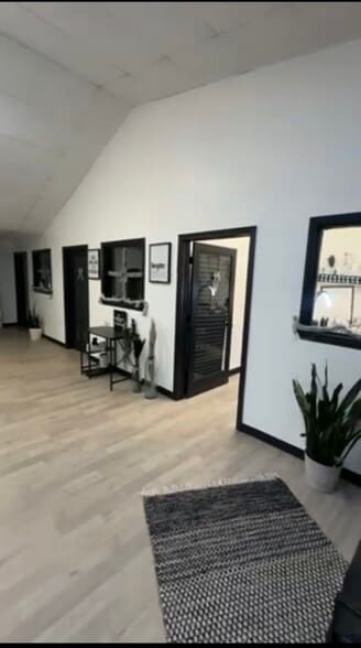 More Photos Of 1001-1043 Stine Rd, Bakersfield Medical For Sale