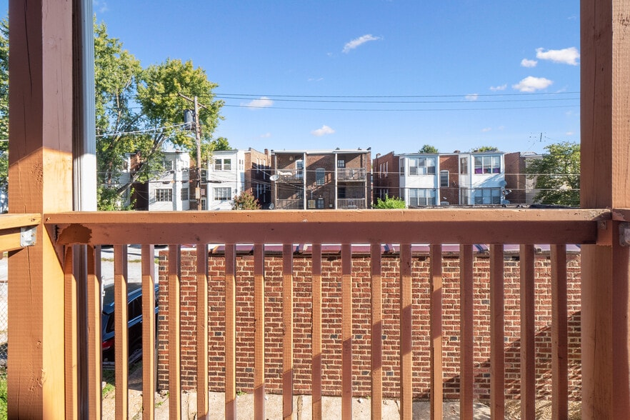 More Photos Of 5027 Chippewa St, Saint Louis Multifamily For Sale