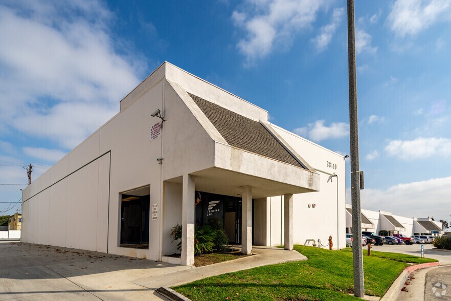 Primary Photo Of 23510 Telo Ave, Torrance Warehouse For Lease