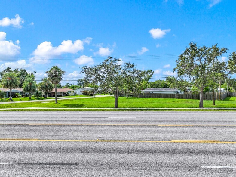 More Photos Of 1407 Lincoln Ave, North Fort Myers Land For Sale