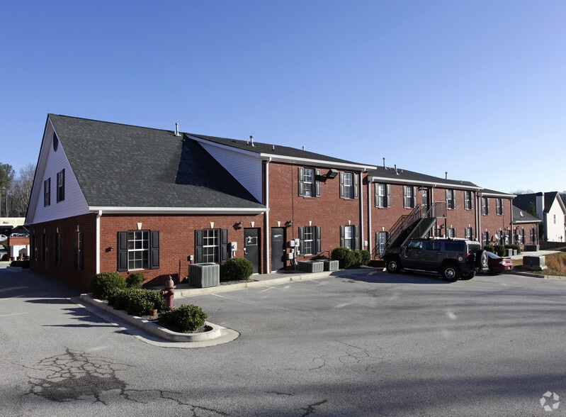 More Photos Of 44 Darby's Crossing Dr, Hiram Loft Creative Space For Lease