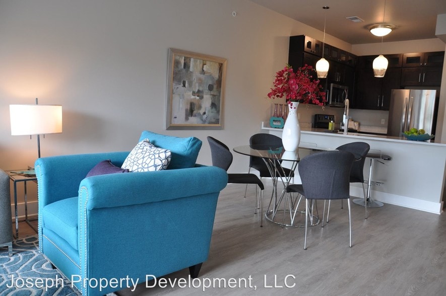 More Photos Of 4175 N Oakland Ave, Shorewood Multifamily For Sale