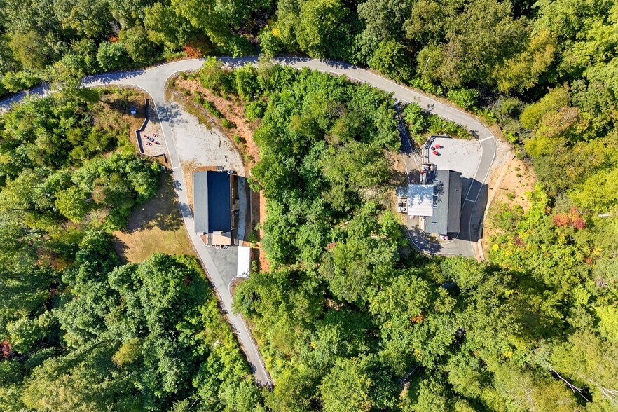 More Photos Of 8026 Buck Creek Rd, Marion Apartments For Sale