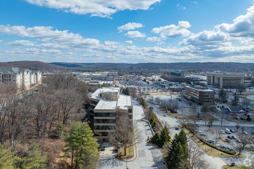 More Photos Of 200 International Cir, Hunt Valley Office For Sale
