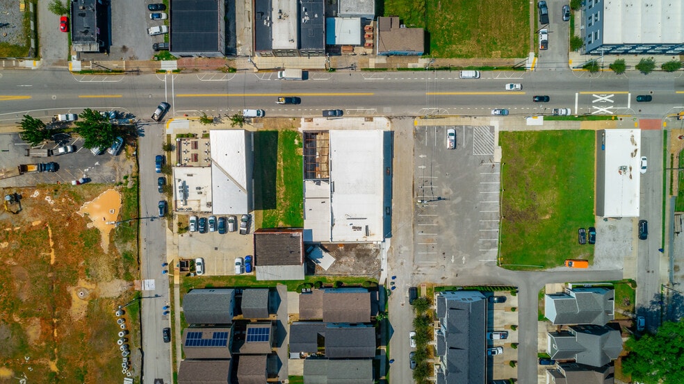 More Photos Of 615 E Main St, Chattanooga General Retail For Lease