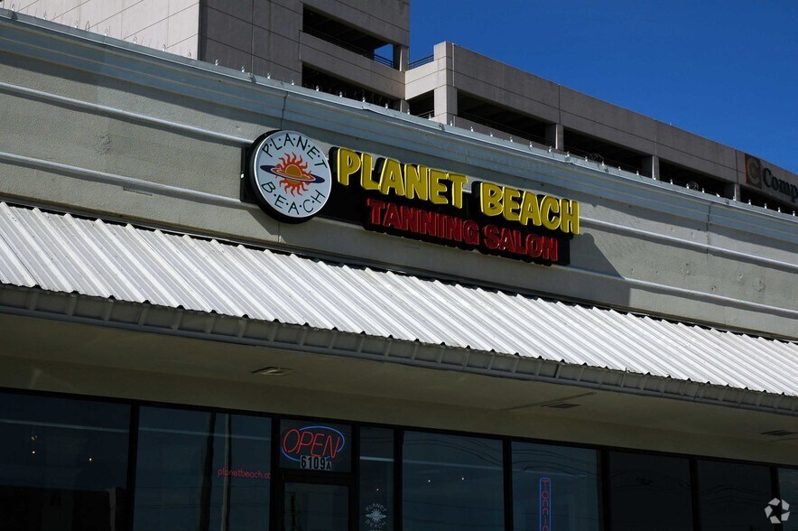 More Photos Of 6103-6123 Greenville Ave, Dallas Storefront For Lease