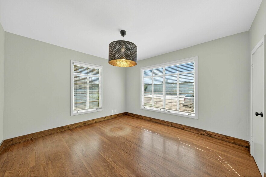 Primary Photo Of 920 E Blanco Rd, Boerne Office For Lease