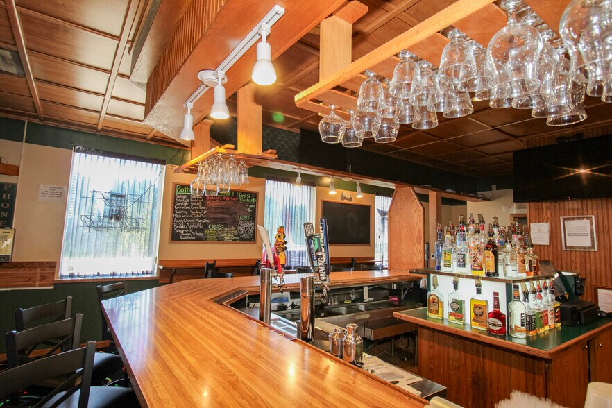 More Photos Of 125 Main St, Huron Bowling Alley For Sale