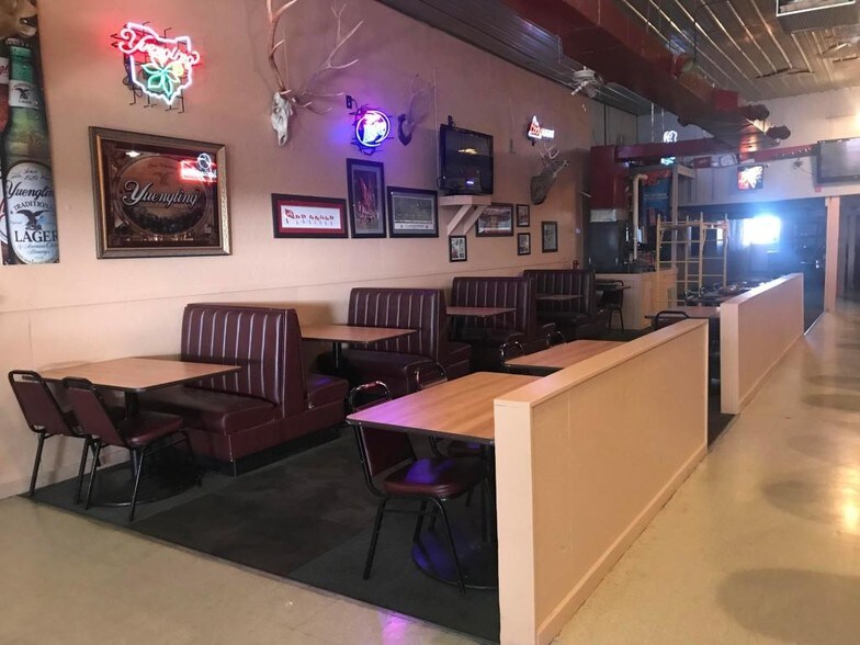 More Photos Of 50 S Main St, Utica Bar For Sale