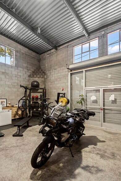 More Photos Of 5532 San Pablo Ave, Oakland Warehouse For Sale