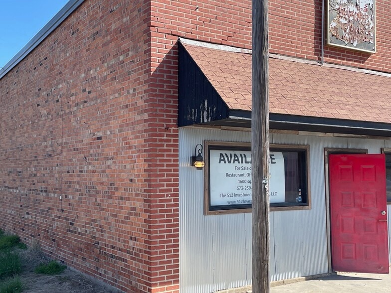 More Photos Of 110 E Main St, Bunceton Restaurant For Sale