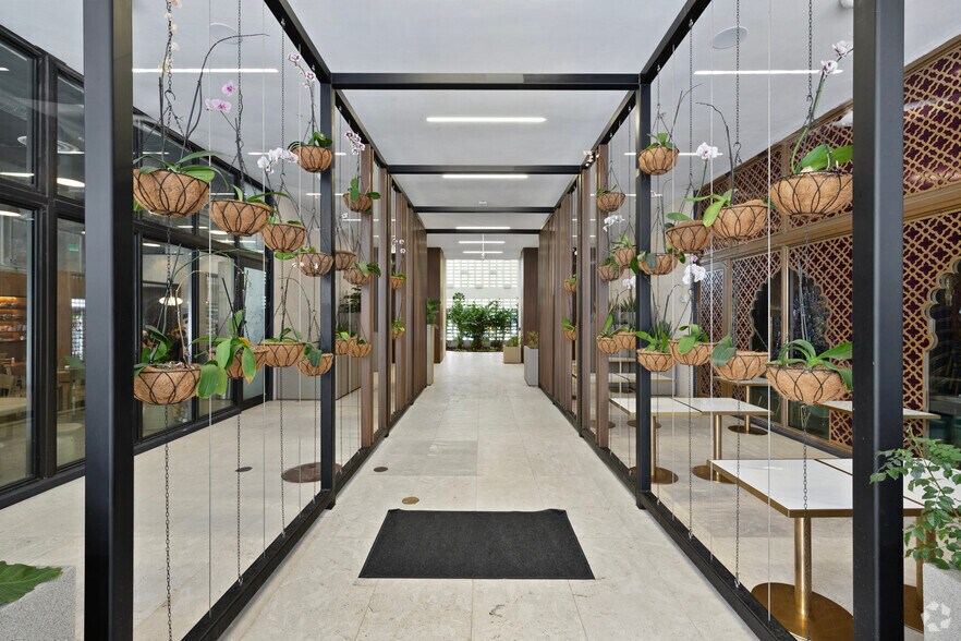 More Photos Of 218 NW 24th St, Miami Coworking Space