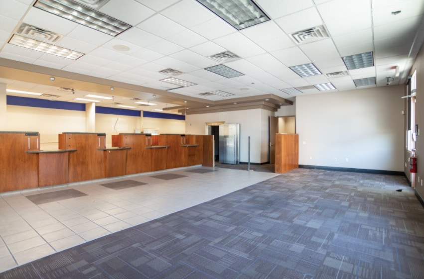 More Photos Of 5547 S Rainbow Blvd, Las Vegas Bank For Lease