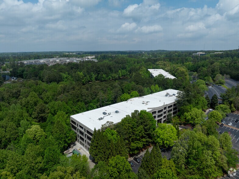More Photos Of 1145 Sanctuary Pky, Alpharetta Office For Lease