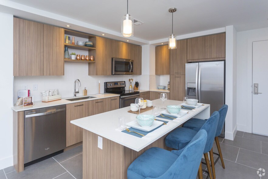 More Photos Of 180 NE 29th St, Miami Apartments For Lease